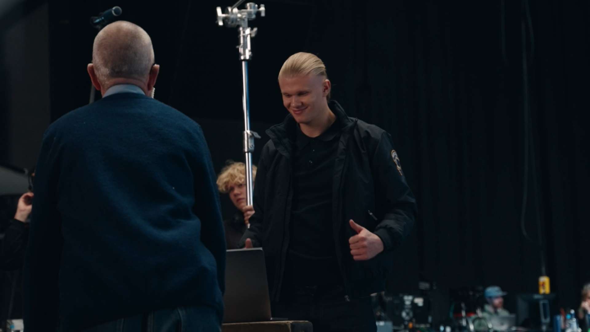 队未来的影 队未来的影