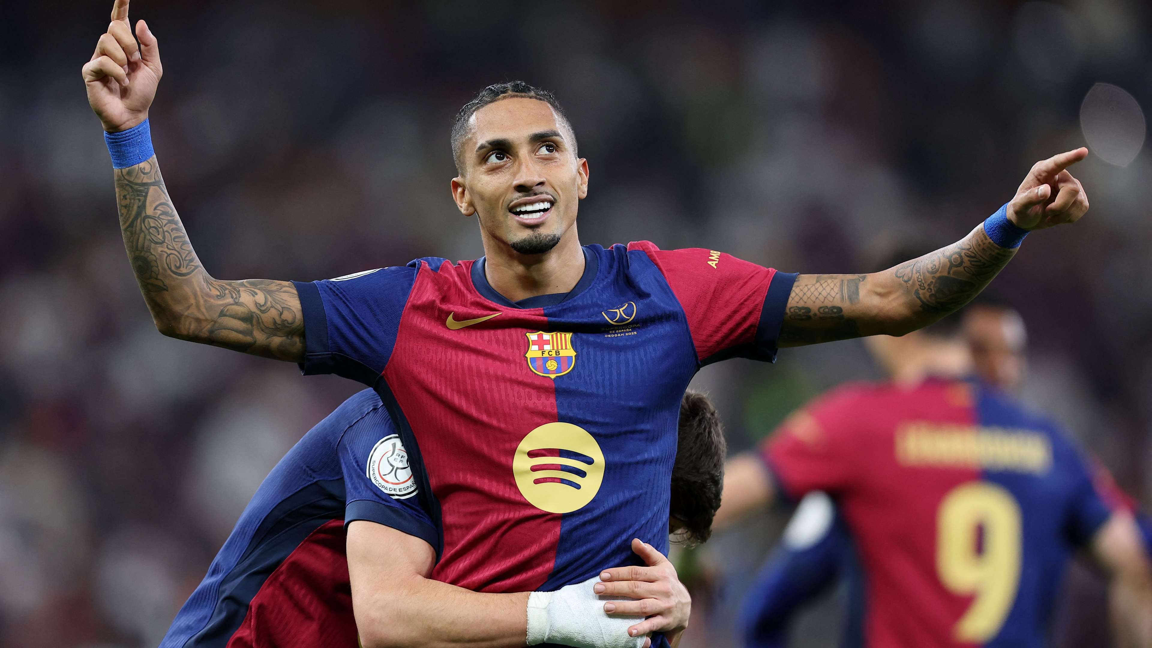 赢得更多荣 赢得更多荣